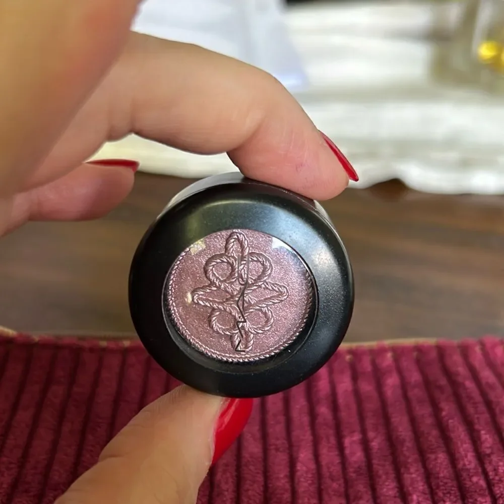 MAC Eyeshadow NEW Color Smoky Maive Ipsy bag